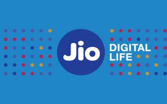 Jio-Digital-life-696x435