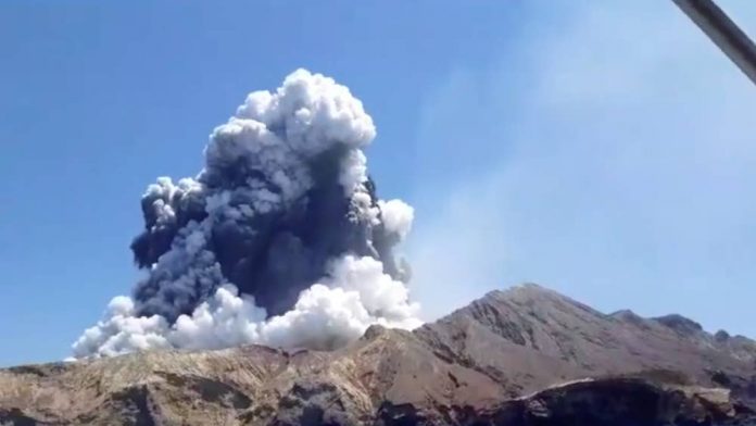 New-Zealand-volcano