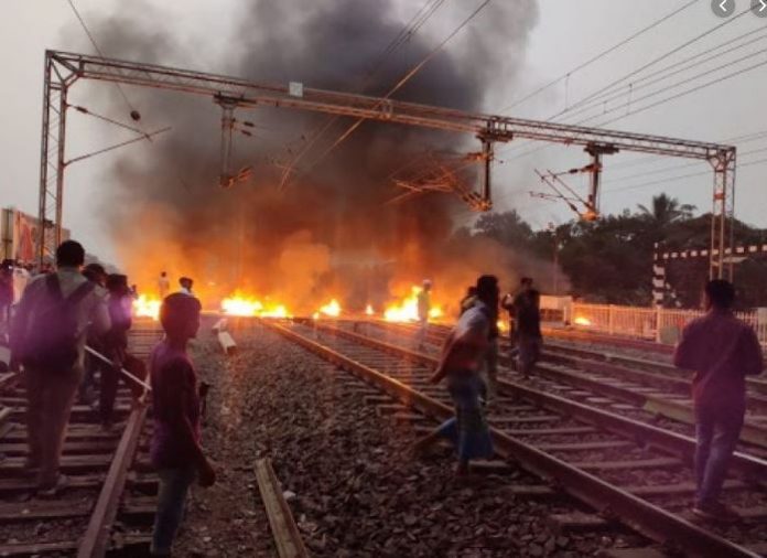 protest railway