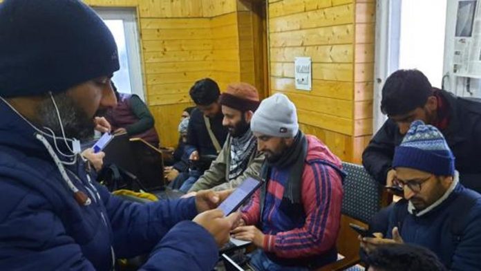 kashmir internet