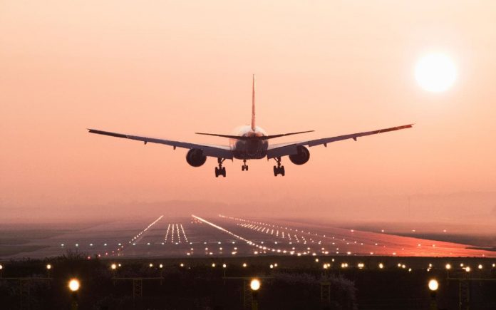 landing-plane-GettyImages-sb10062851ai-001-xlarge