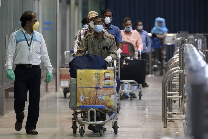 INDIA-HEALTH-VIRUS