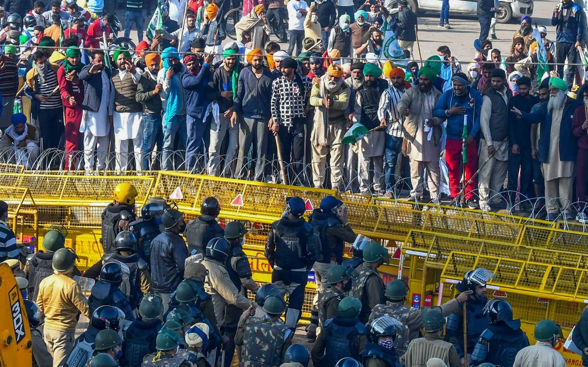 Farmers protest in Delhi. Pic C the Hindu