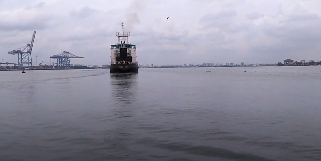 Ship to Kochi-port