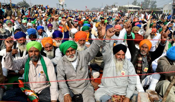 farmers protest on tenth day PM Modi held meeting