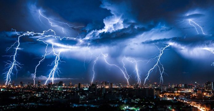 700kilometer-megaflash-sets-new-lightning-world-record.jpg.image.845.440