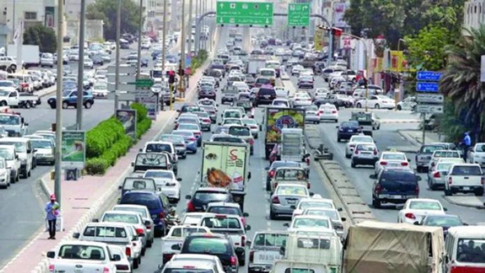 saudi road traffic Pic Credits: Asianet: Saudi Arabia Traffic Rule