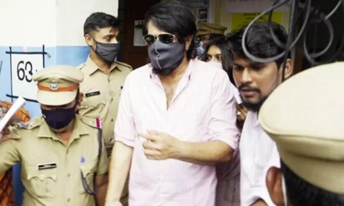 953921-mammootty-vote-06-04-21 (1)