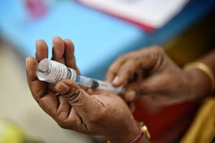 corona-vaccine--corona-vaccination-center--7--jpg
