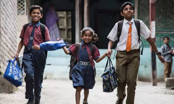 1058264-school-kids