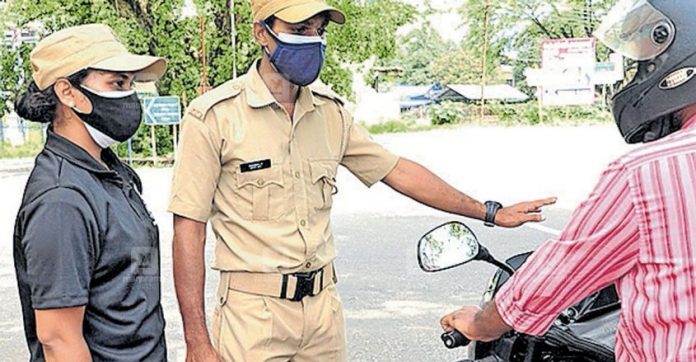 kollam-police-family-duty.jpg.image.845.440