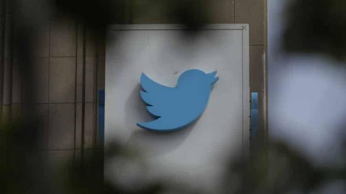 twitter-agrees-to-comply-with-new-IT-act