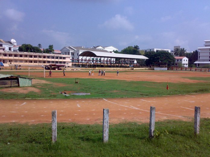 1200px-Trivandrum_Central_stadium