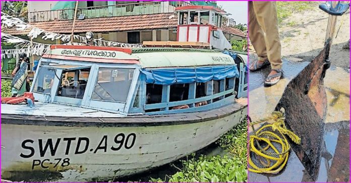 ernakulam-boat-damaged.jpg.image.845.440
