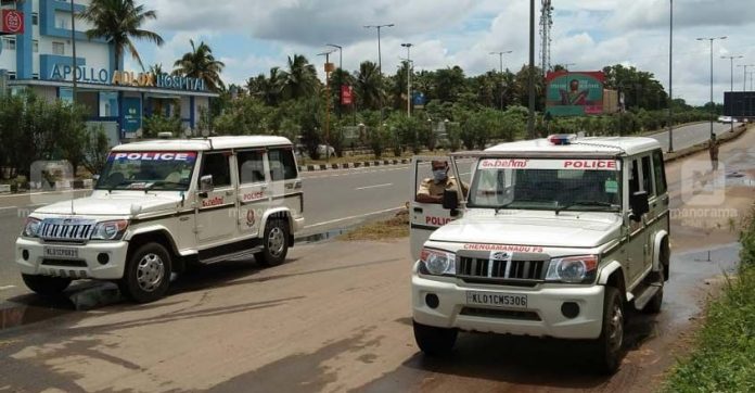 nia-car-police-escort-gold-smuggling.jpg.image.845.440