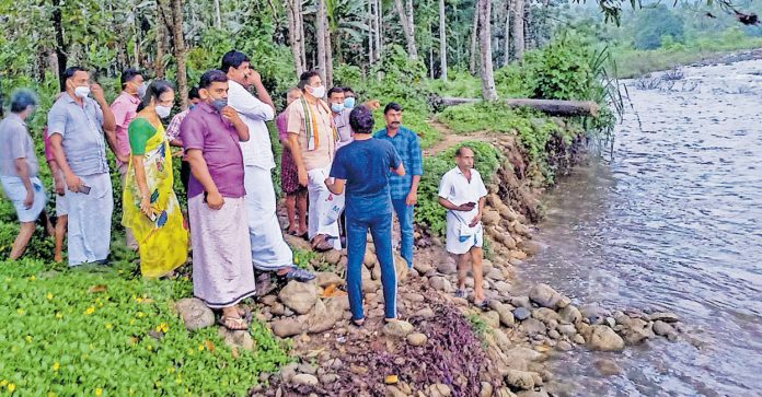palakkad-kundhi-river