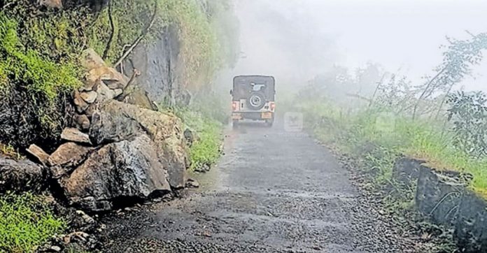 kozhikode-kakkayam-dam-road.jpg.image.845.440