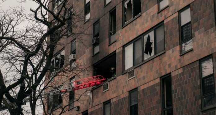 1268880-newyork-fire_11zon