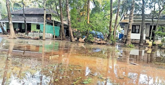 malappuram-biyyom-regulator-shutter-closed.jpg.image.845.440