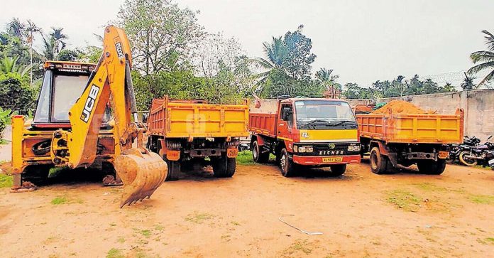 wayanad-jcb
