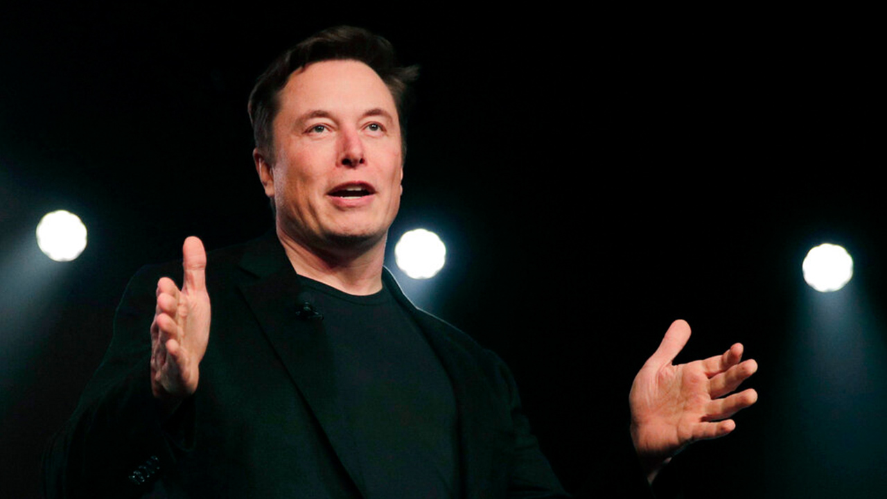 elon musk claims us demanded suspension of 250000 twitter accounts